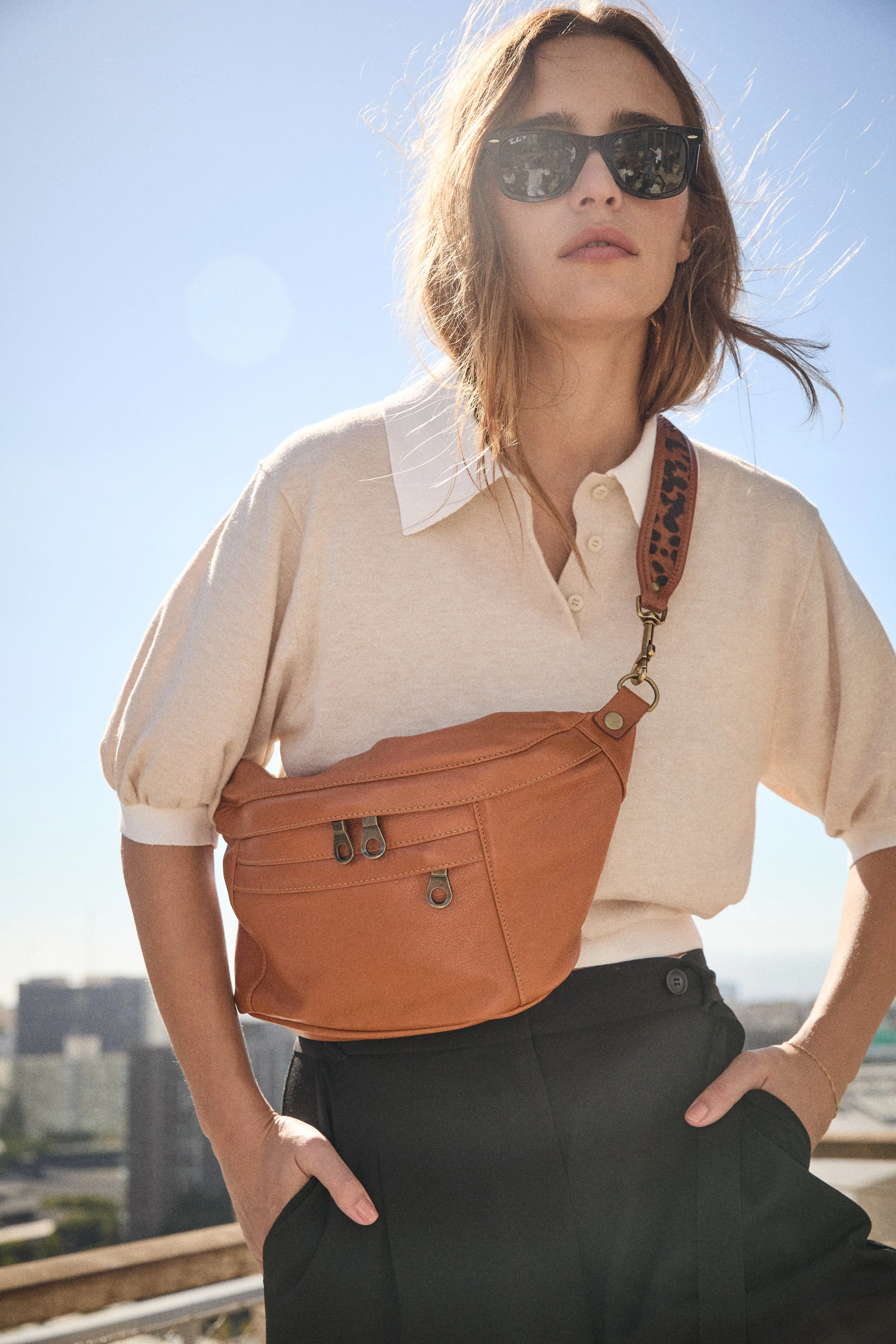 Cross Your Heart Sling - Leather British Tan - Image 2