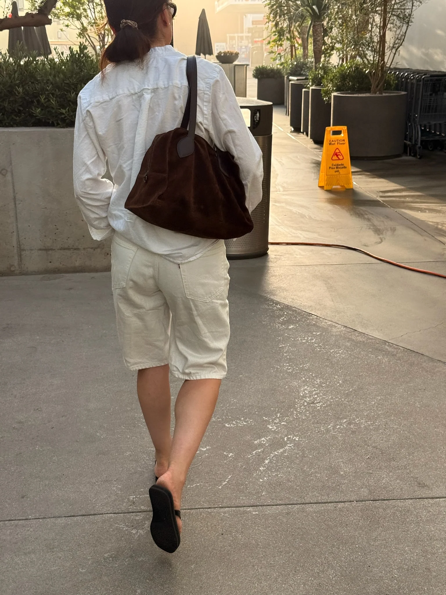 Medium Jack - Suede Espresso - Image 10