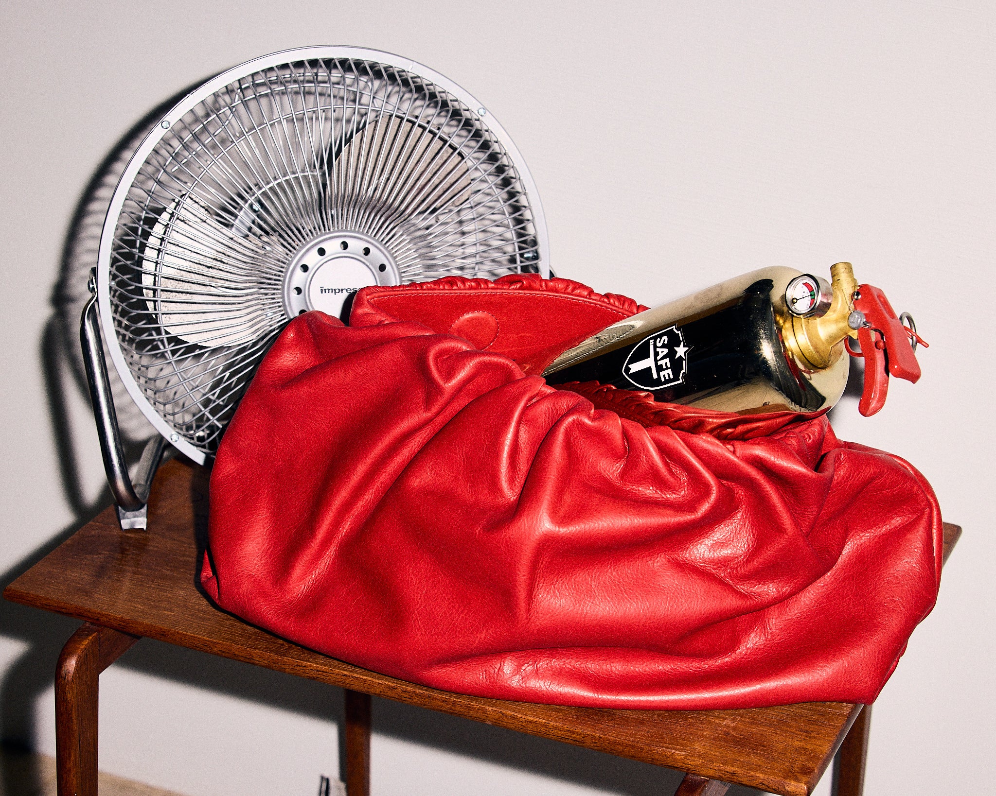 New Mochi Clutch - Heritage "Broken-In" Leather Red - Image 4